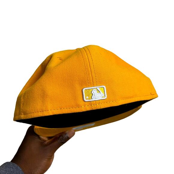 New Era Miami Marlins Fitted Hat 7 1/8 - Picture 3 of 4